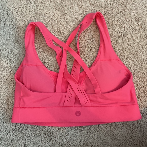 Lululemon pink sports bra size 4 - Picture 2 of 2